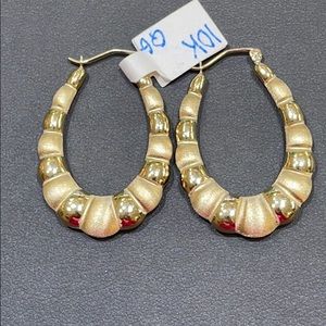 10k yellow gold oval shrimp earrings